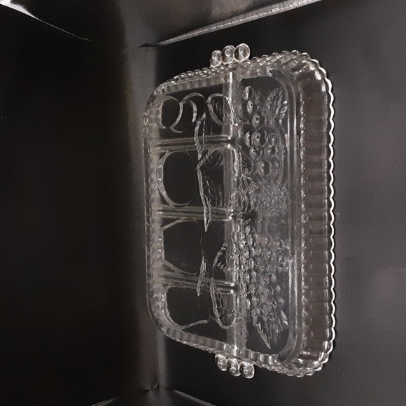 Vintage Indiana Glass Divided Clear Fruit Platter 12.75" X 9" - Picture 7 of 9
